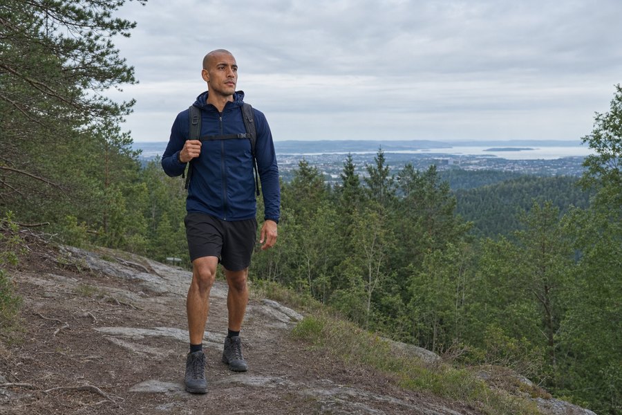 blue and black is a safe but smart trail bet