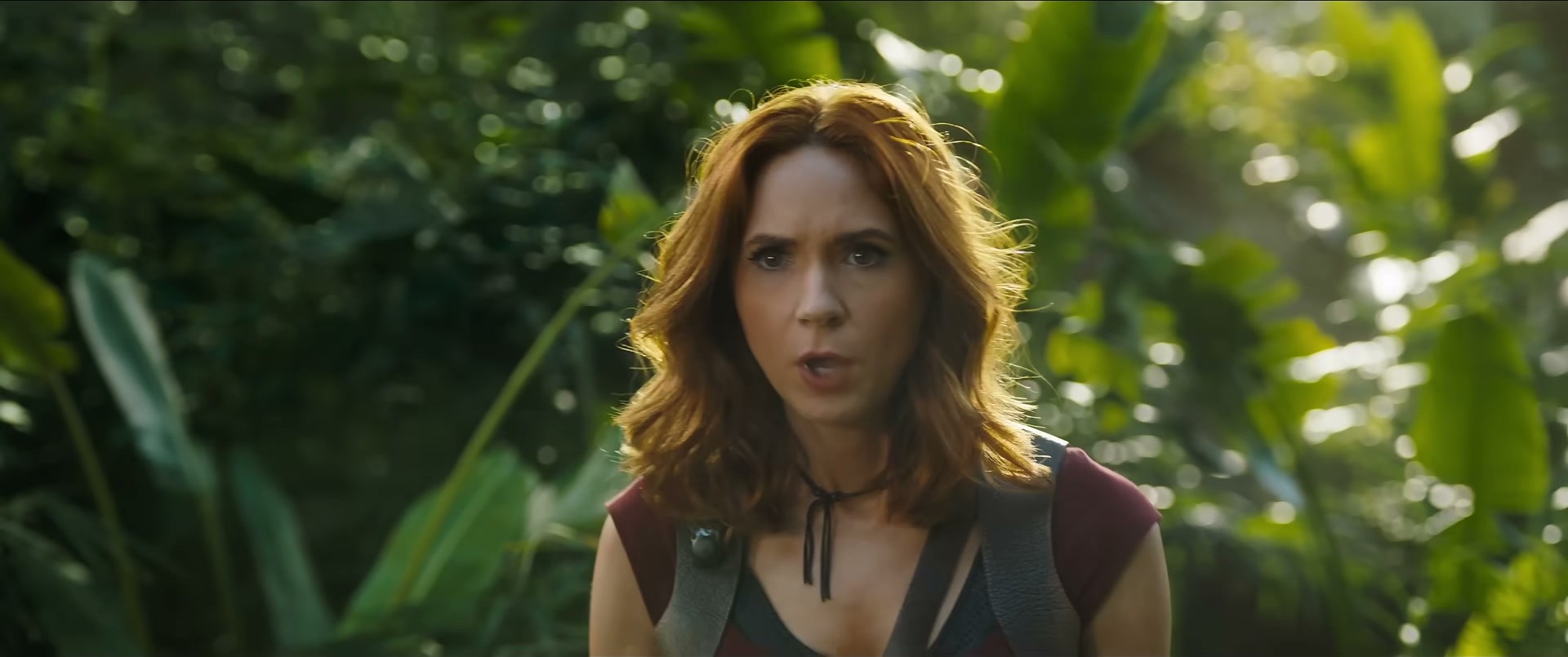 Karen Gillan in Jumanji Open World — tactical vest for the weekend?