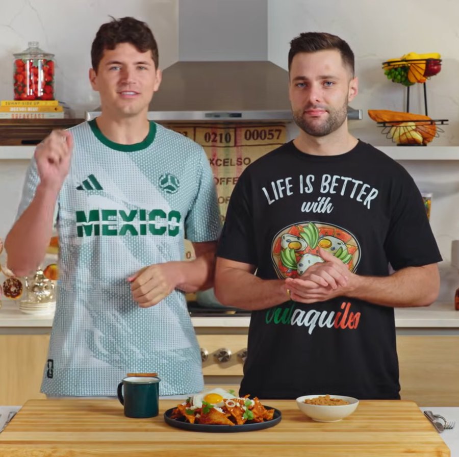 swapping into the mexico kit for chilaquiles is elite hosting