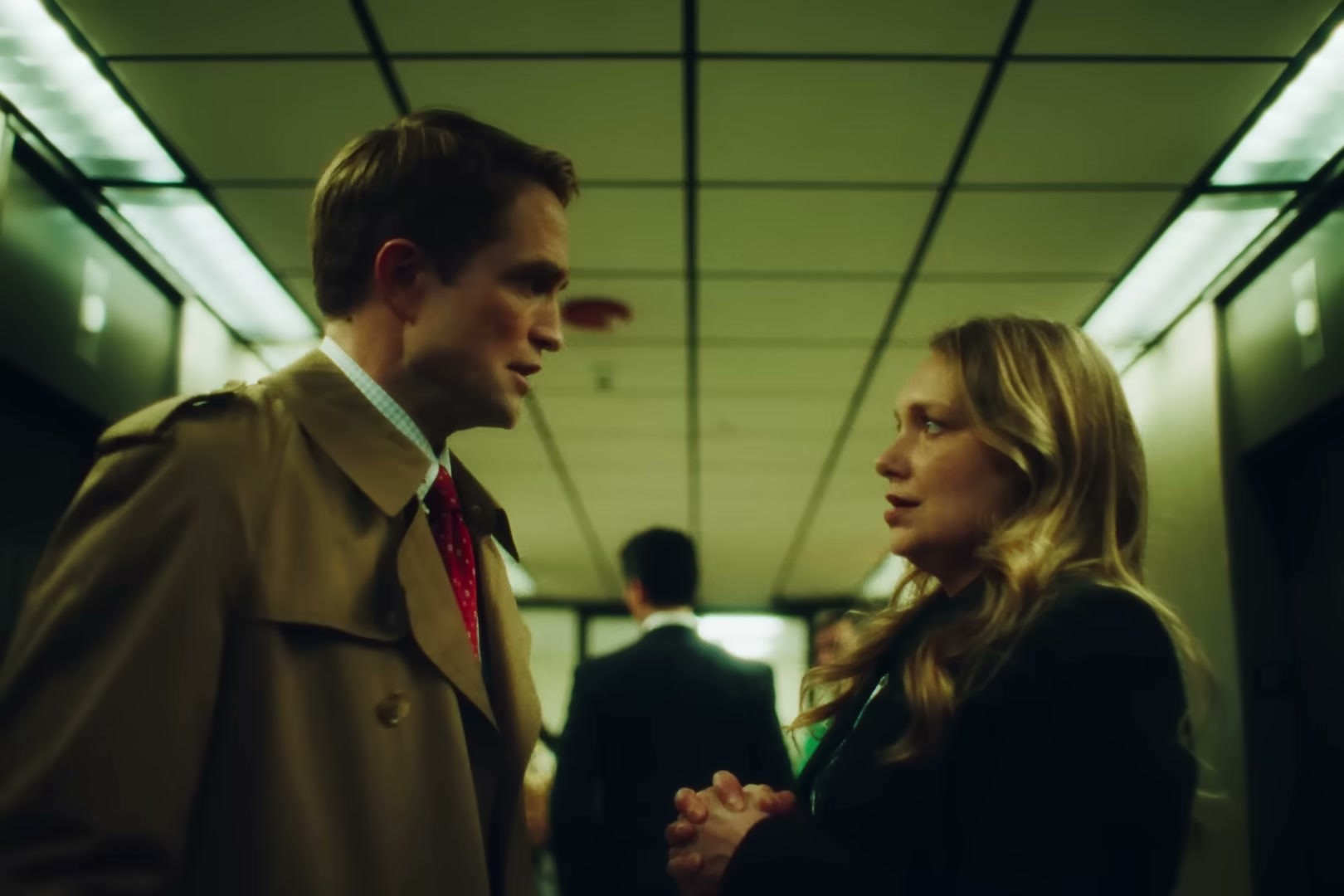 Robert Pattinson in Primetime — Trench coat season is officially here