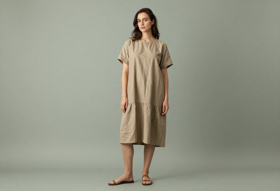 This effortless beige midi dress is EVERYTHING!